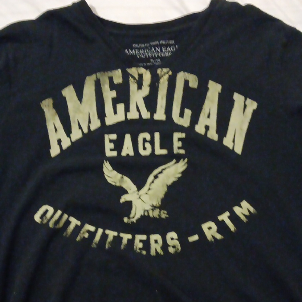 American Eagle Outfitters Black Tee.no Stains,holes,or Tears,looks Brand New !